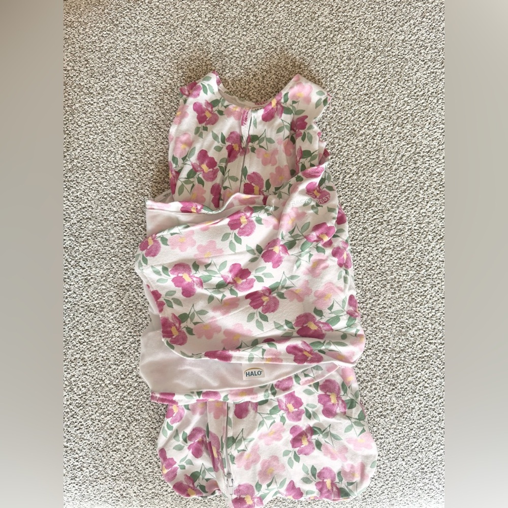 Halo Sleep Sack Swaddle in Stems Print